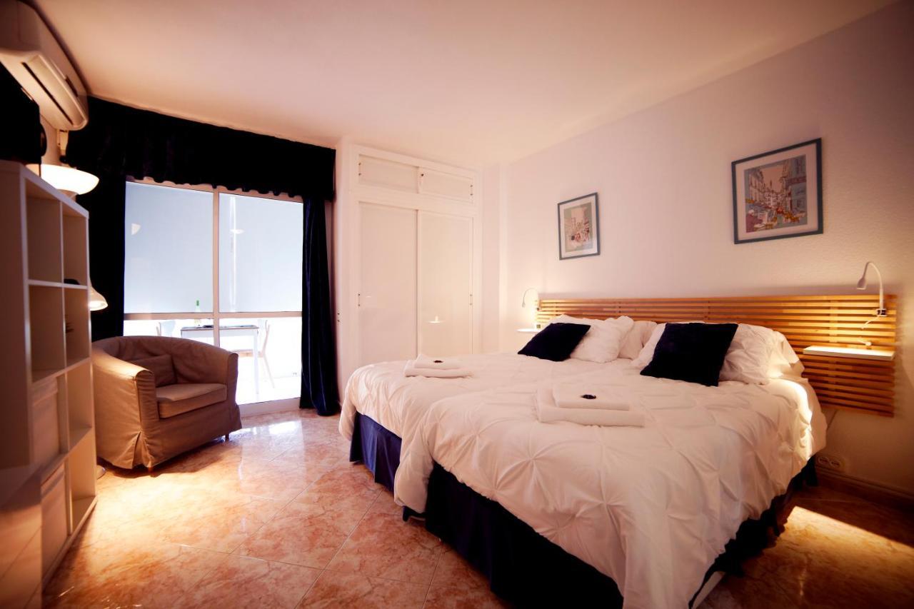 Apartamentos Dc 베날마데나코스타 외부 사진